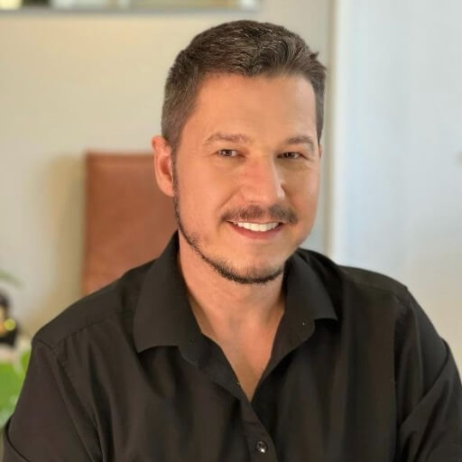 Adriano Roman