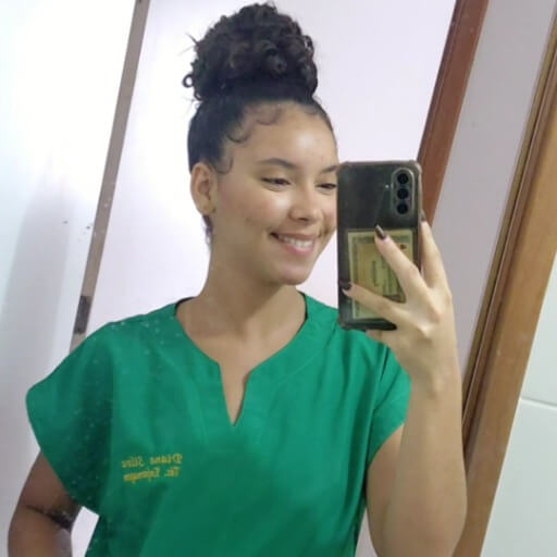 Diane Oliveira