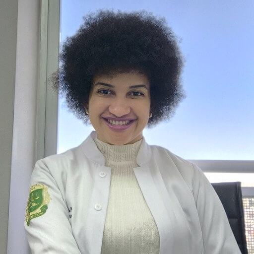 Vivian Lira