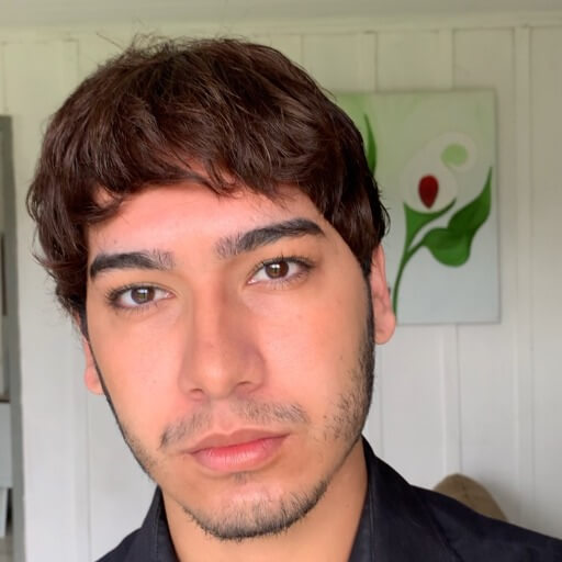 Vinícius Souza